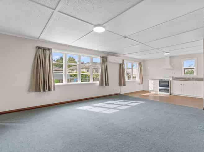 90 Spenser Street, Milton