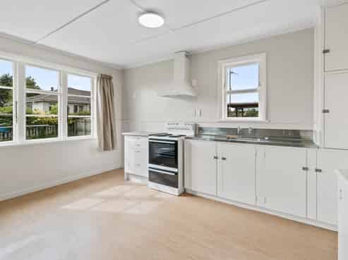 90 Spenser Street, Milton