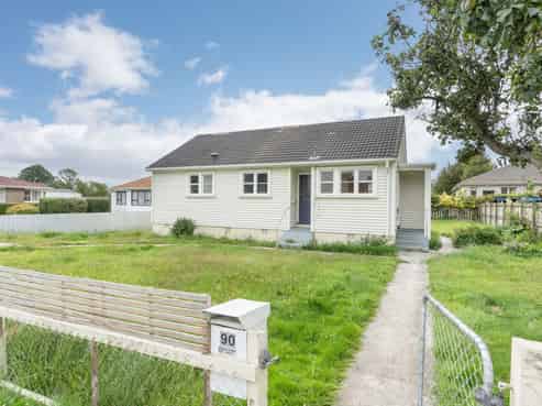 90 Spenser Street, Milton