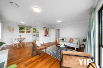 102 Ruskin Road, Newlands