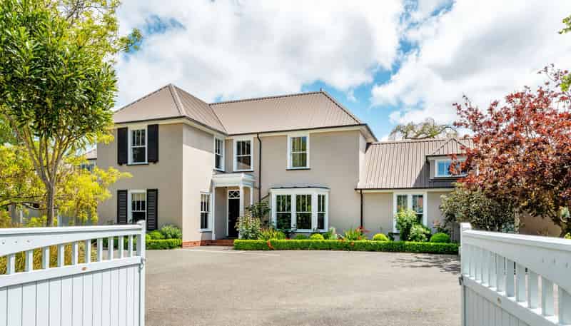 1 St Andrews Grove, Boulcott