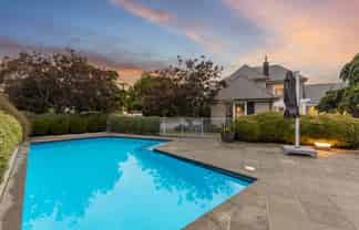 1 St Andrews Grove, Boulcott