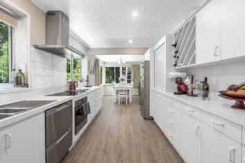 12 Rata Road, Otatara