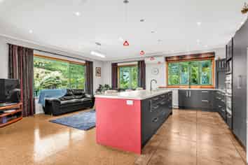 6 Todd Bush Road, Stoke