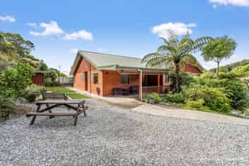 6 Todd Bush Road, Stoke