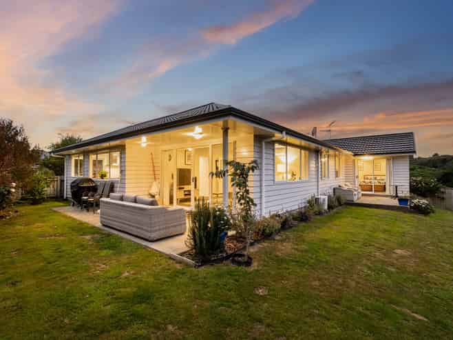 13 Catlins Glen, Aotea