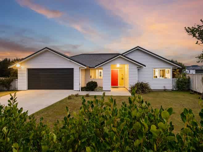 13 Catlins Glen, Aotea