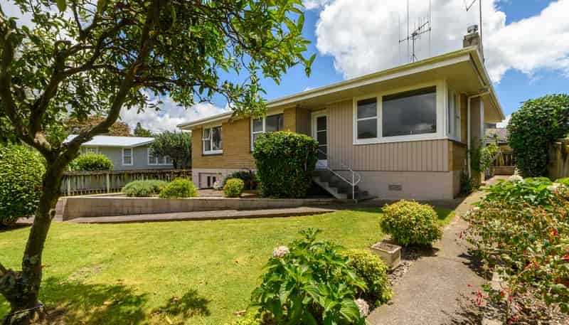 9A Lynwood Place, Brookfield