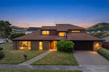 34 Burbank Crescent, Churton Park