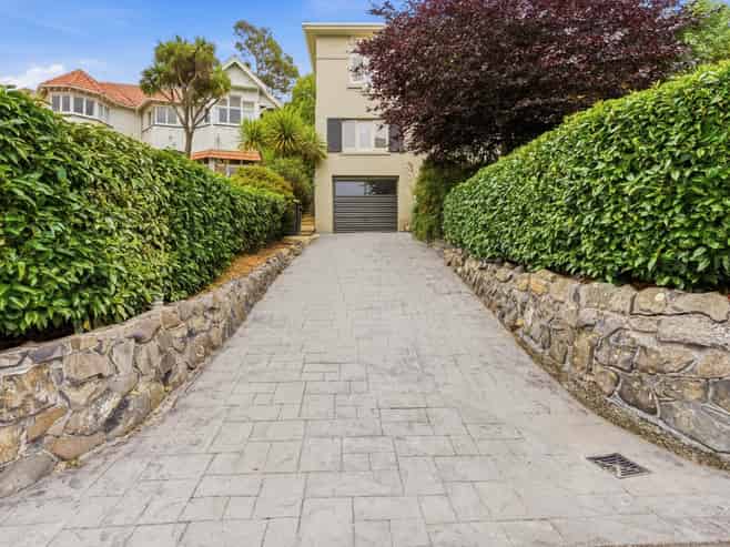 60 Norfolk Street, Saint Clair