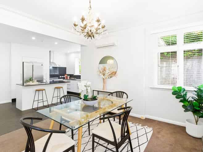 60 Norfolk Street, Saint Clair