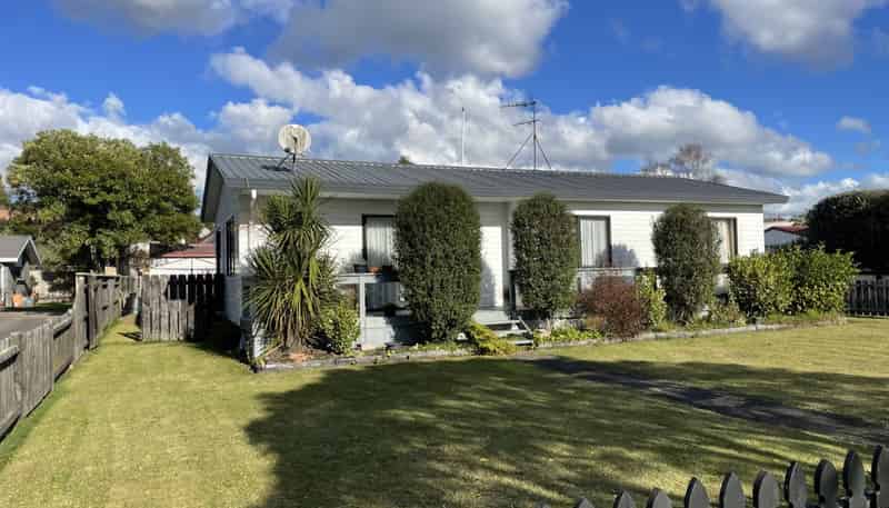 A/32 Aquarius Drive , Kawaha Point