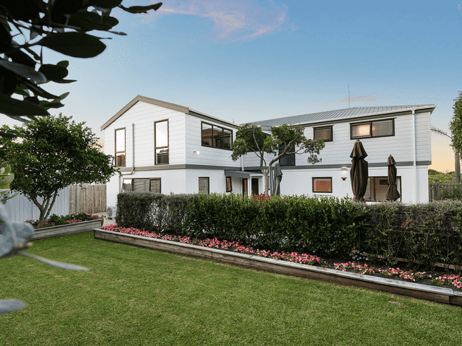 18 Ocean Road, Ohope