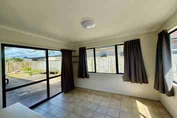 4 Madeleine Terrace, Papamoa