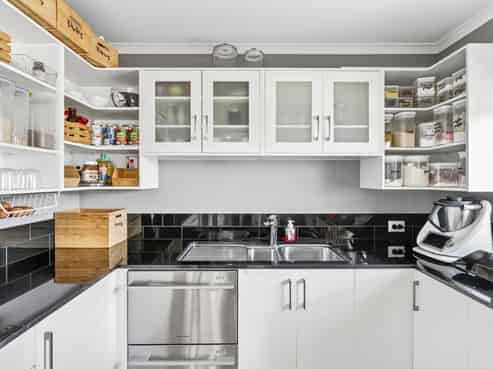 7 Centre Crescent, Wanaka