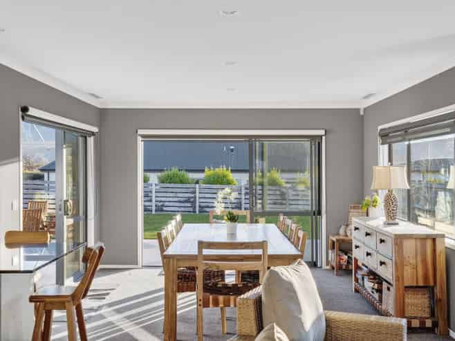 7 Centre Crescent, Wanaka