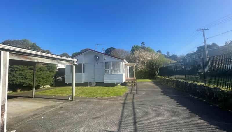 A/597 Mt Albert Road, Three Kings