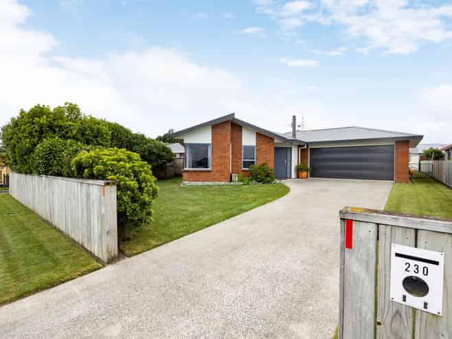 230 Chatsfield  Drive, Te Awamutu