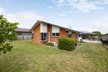 230 Chatsfield  Drive, Te Awamutu