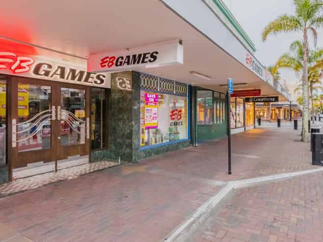 Prime Emerson Street retail opportunity