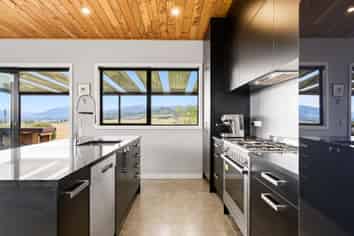 80 Te Puke Road, KURATAU