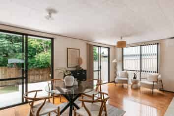 53 Harrisfield Drive, Hairini