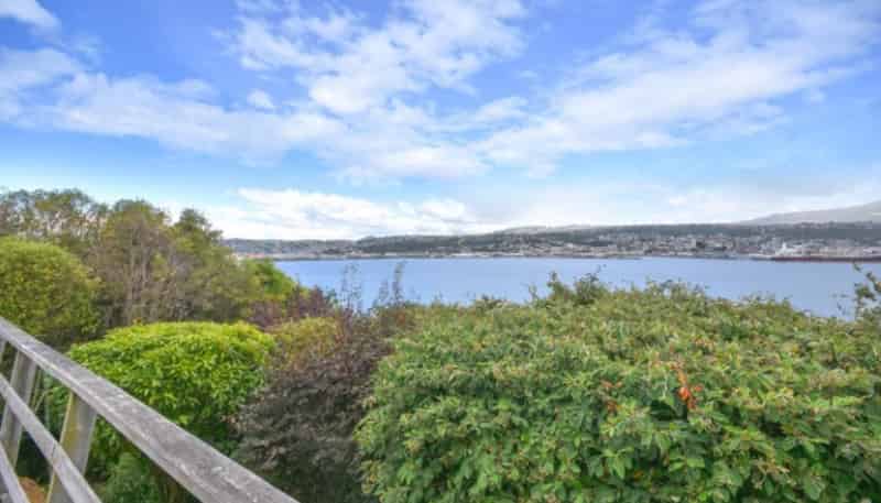 32 Glengyle Street, Vauxhall