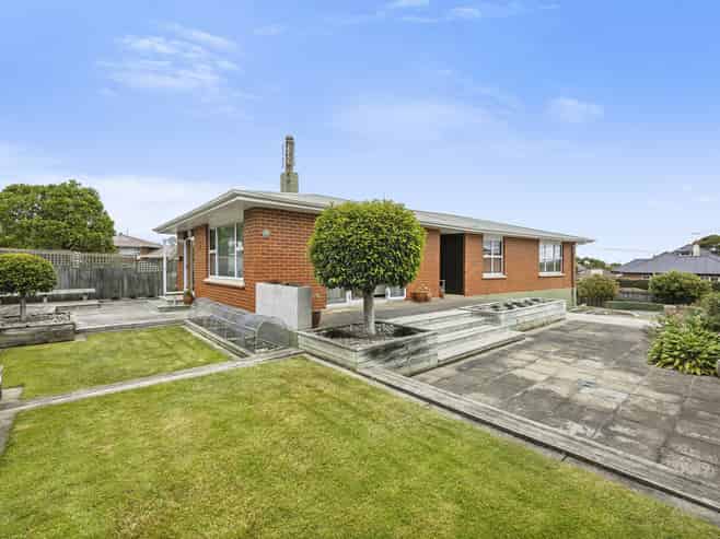 87 Every Street, Andersons Bay