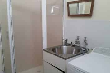 60 Kelburn Parade, Kelburn