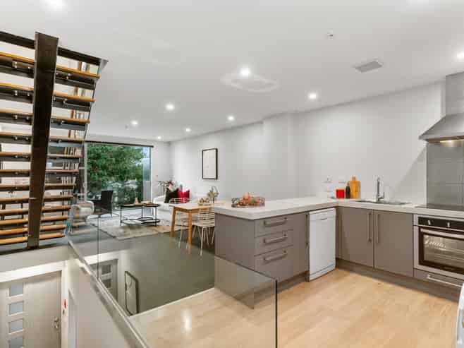 1B Queenstown Road, Onehunga