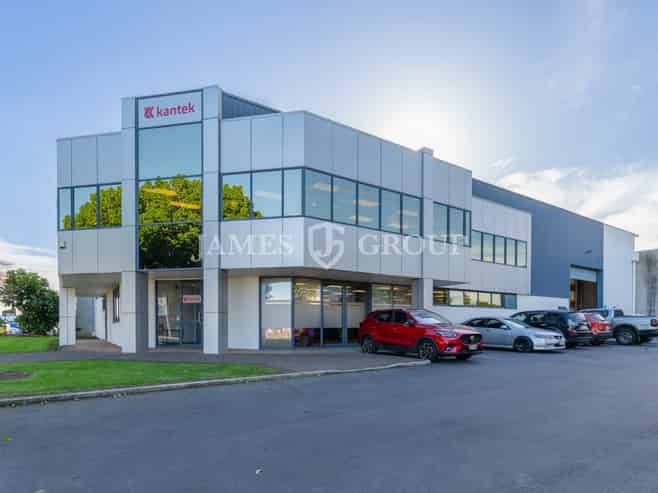 A-Grade Corner Site on Cryers Road | 1,218m²