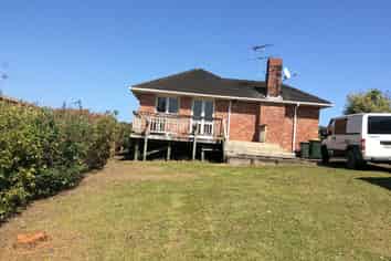 10 Andrew Road, Howick