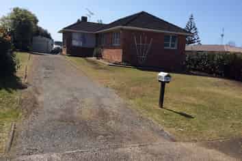 10 Andrew Road, Howick