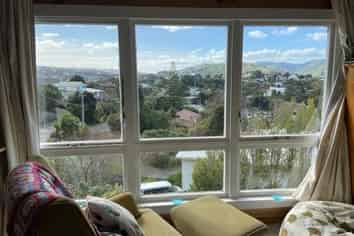 21 Bayview Road, Paremata