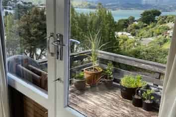 21 Bayview Road, Paremata