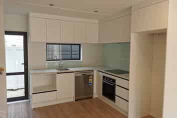 19B Hargest Terrace, Mount Albert