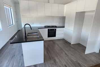 1/146 Rosebank Road, Avondale