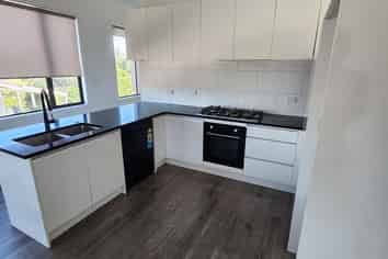 1/146 Rosebank Road, Avondale