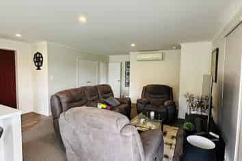 9 Banks Boulevard, Whitby