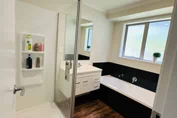 9 Banks Boulevard, Whitby