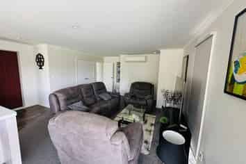 9 Banks Boulevard, Whitby