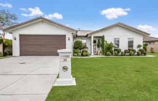 36 Northwood Avenue, Mahora