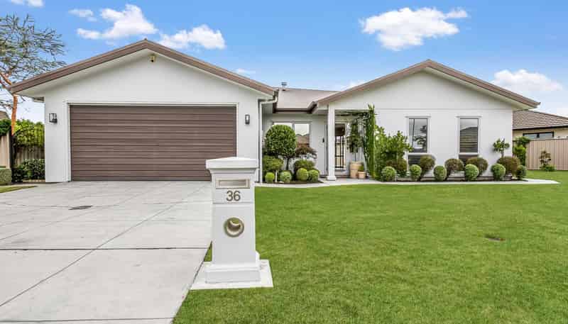 36 Northwood Avenue, Mahora