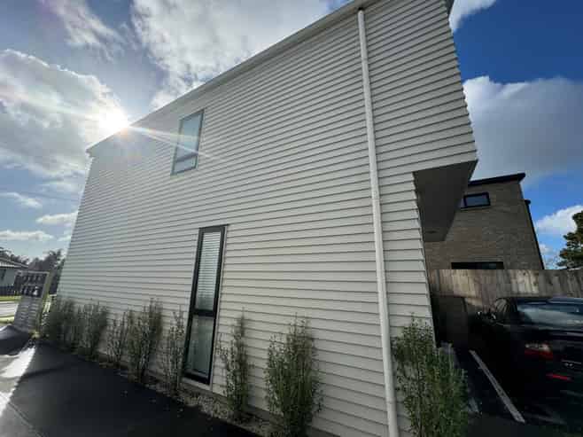 2/4 Bittern Place, Henderson