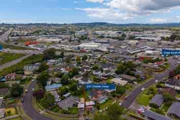 2/21 Challen Close, Conifer Grove