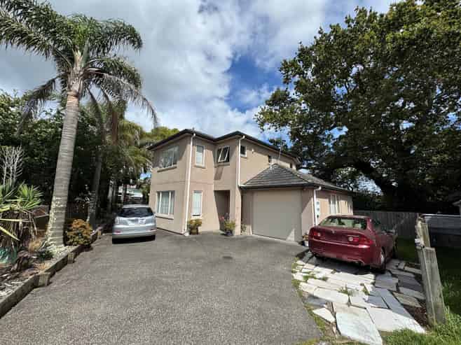 20A Latham Avenue, Pakuranga