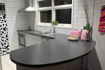 17A Barton Terrace, Thorndon