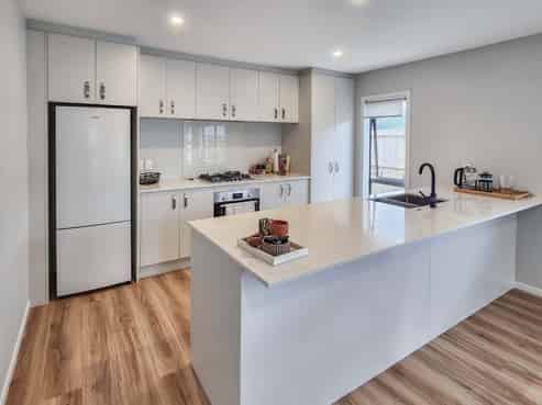 10 Te Ara O Roimata, Wainuiomata