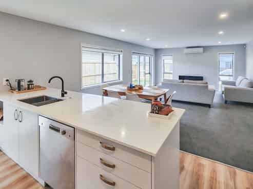 10 Te Ara O Roimata, Wainuiomata