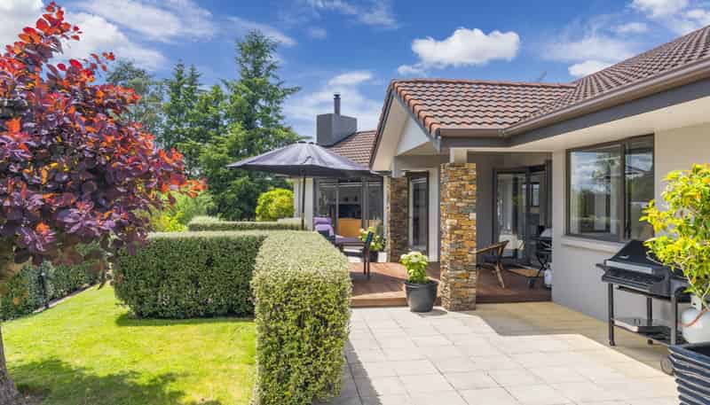 6 Cameron Drive, Acacia Bay